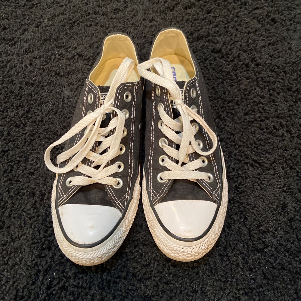 Black converse